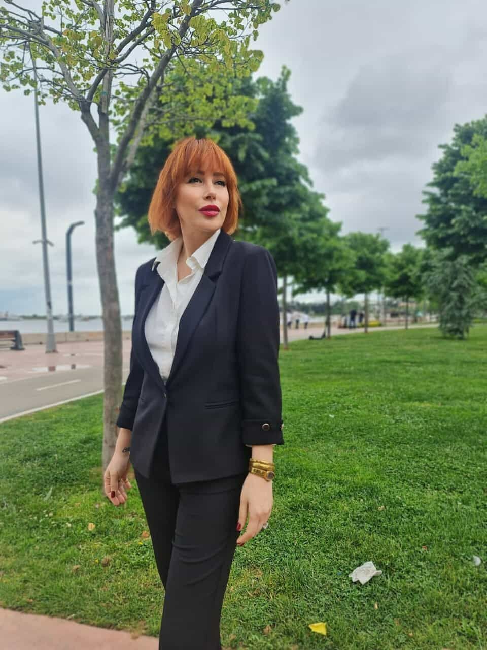Double Kol Manşetli Yakalı Ceket
